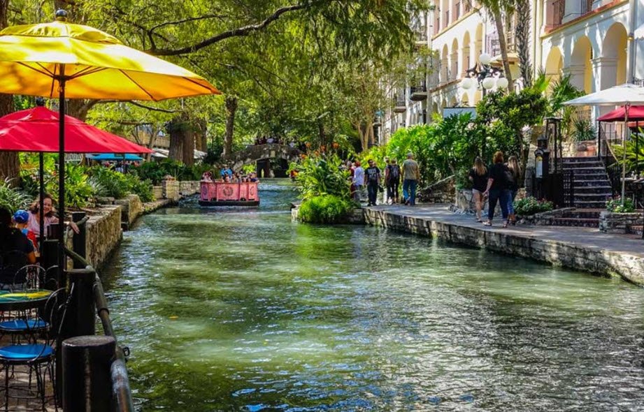San Antonio River Walk, Texas, USA